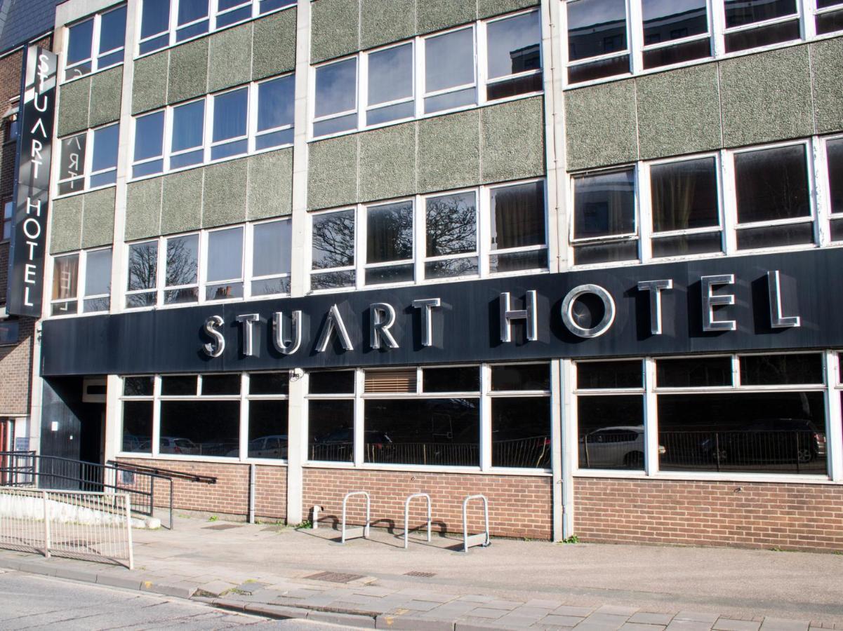 Stuart Hotel Luton  Exterior photo